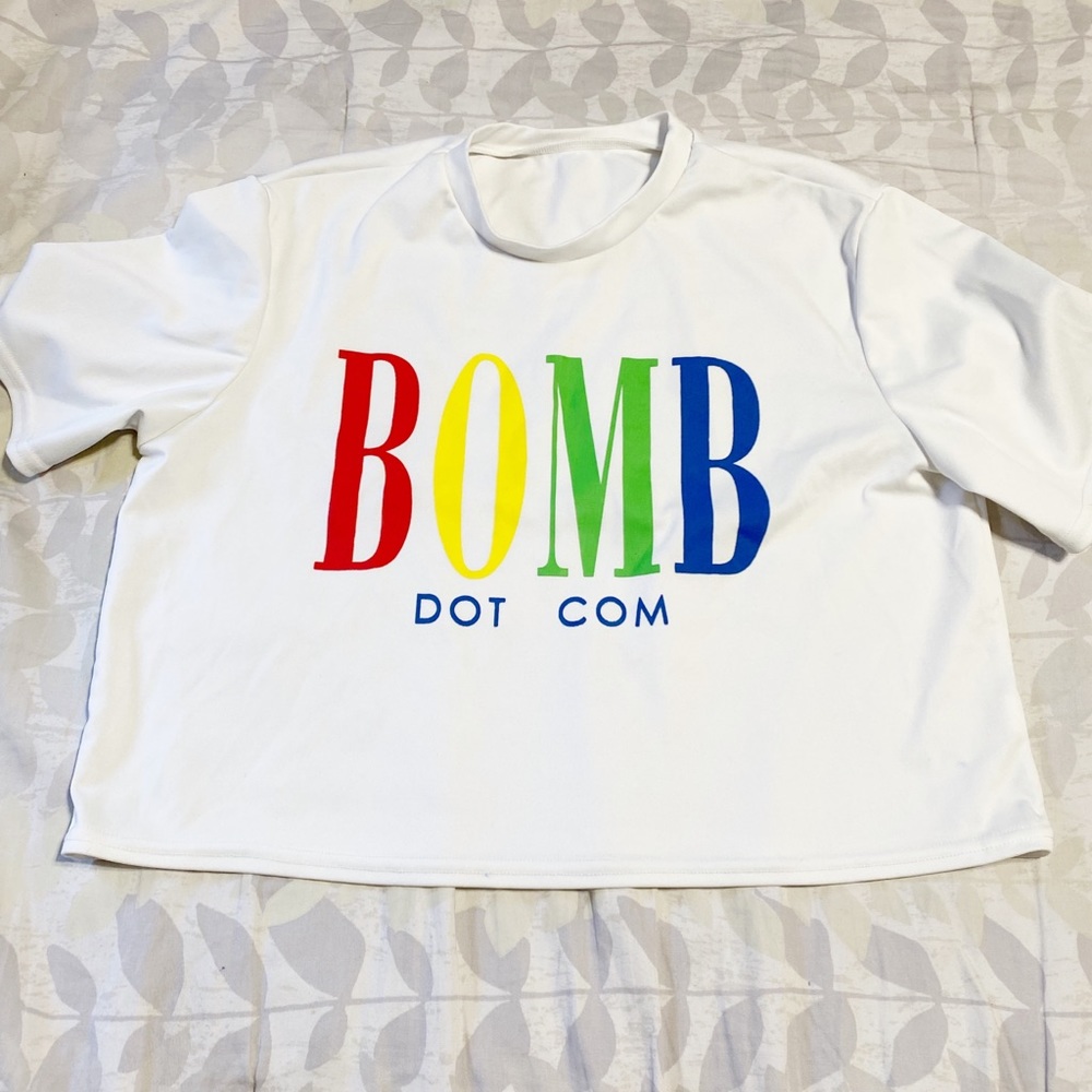 Bomb dot com shirt size XL